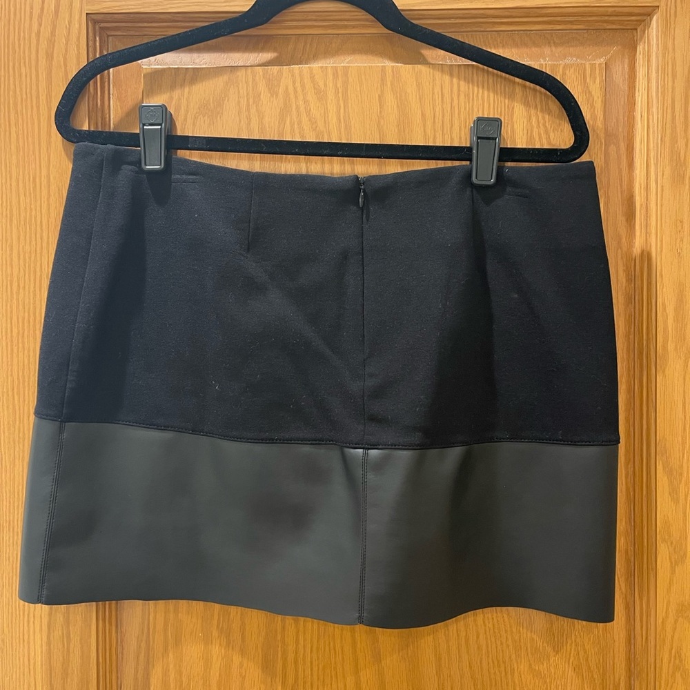 548 Black Leather Skirt View 2